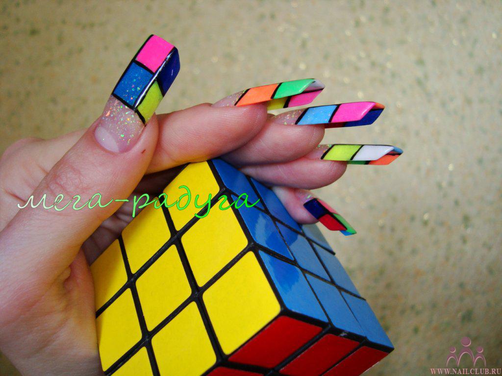 сама себе "кубик-рубик" (первая попытка этой формы на себе, лето 2010г.)